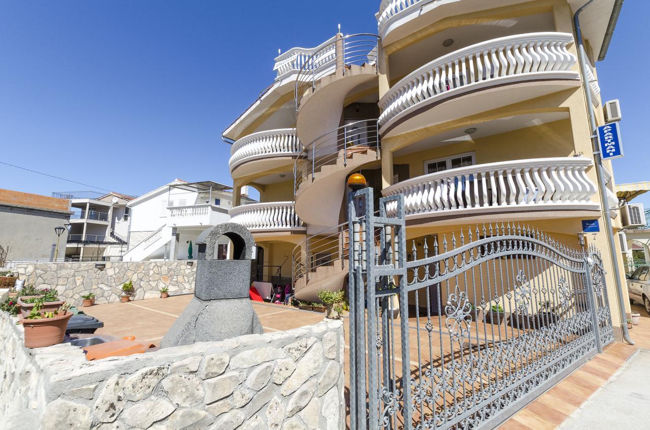 Apartments Ana Vodice Exterior photo